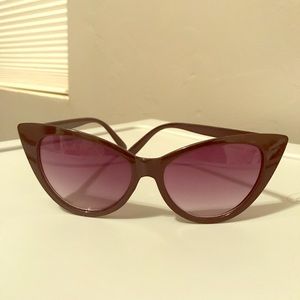 Cats Eye Pin-Up Sunglasses